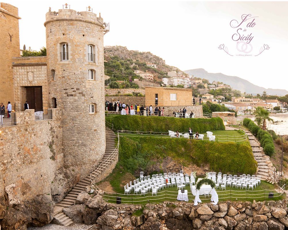 Il Castello a mare wedding venue on Sicily